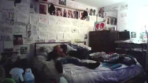 Snapshot of dbeamon92 chatting on 02.15.26 dbeamon92 online show from 02.15.26