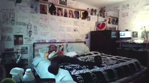 Snapshot of dbeamon92 chatting on 02.16.26 dbeamon92 online show from 02.16.26