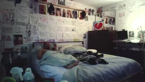 Snapshot of dbeamon92 chatting on 02.17.26 dbeamon92 online show from 02.17.26