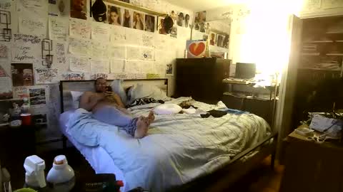 Snapshot of dbeamon92 chatting on 02.18.26 dbeamon92 online show from 02.18.26