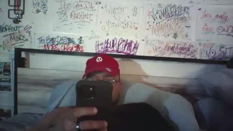 Snapshot of dbeamon92 chatting on 04.12.26 dbeamon92 online show from 04.12.26