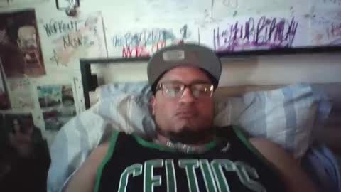 Snapshot of dbeamon92 chatting on 04.15.26 dbeamon92 online show from 04.15.26