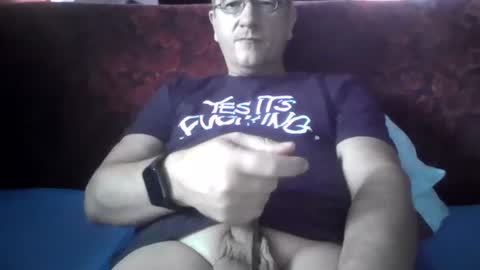 Play with me while I watch you german handsome squirtlover love small girls small tits big clit cut c2c shaved online show from 07.06.26