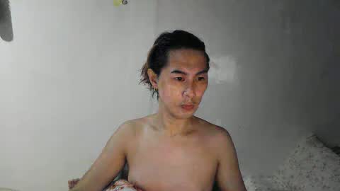 Snapshot of ddemorito10 chatting on 11.19.25 Targanyen13 online show from 11.19.25