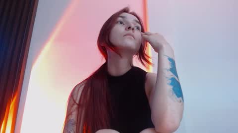 Snapshot of dead_girll chatting on 09.20.25 freak online show from 09.20.25