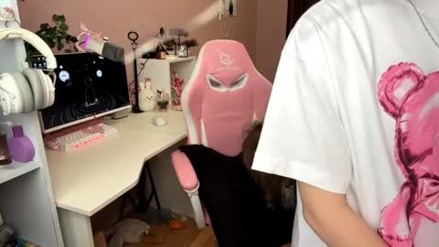 Maggie online show from 04.28.26