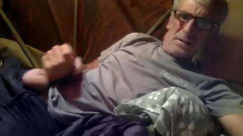 deanofflove221000 online show from 01.18.26