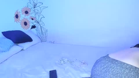 Snapshot of dear_venus chatting on 01.13.25 venus adam online show from 01.13.25