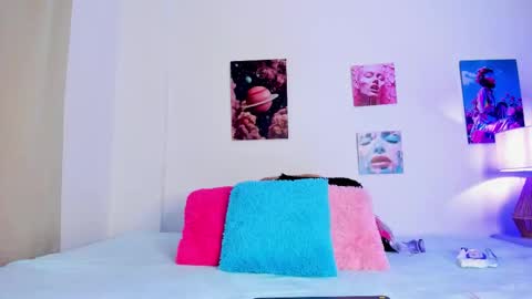 debbie_hans online show from 11.26.25