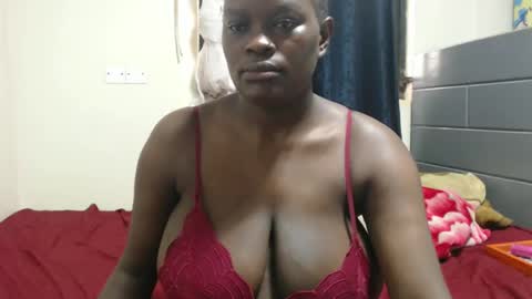 Snapshot of debbyslatter chatting on 12.17.24 debbyslatter online show from 12.17.24