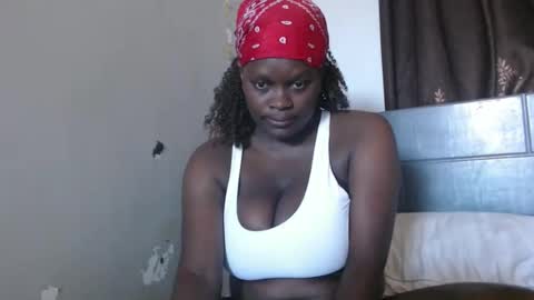 Snapshot of debbyslatter chatting on 02.18.25 debbyslatter online show from 02.18.25