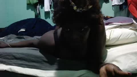 Snapshot of debbyslatter chatting on 10.26.25 debbyslatter online show from 10.26.25