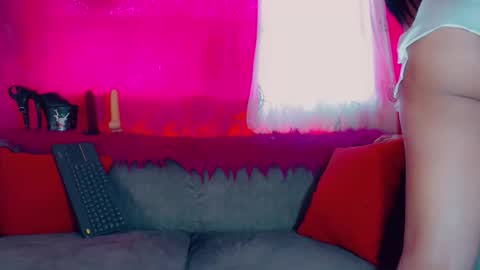 deboragill online show from 04.13.26