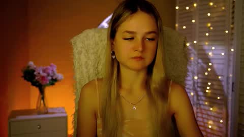 Debora online show from 11.25.25