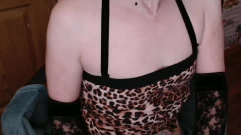Snapshot of debramilf chatting on 06.27.26 DebraMilf online show from 06.27.26