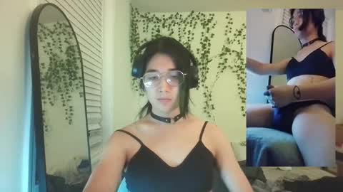 deciduousdoll online show from 11.01.25