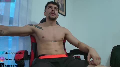 Santiago online show from 11.04.25