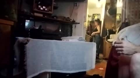 nik and cherry online show from 12.27.24