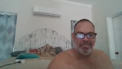 Snapshot of deepdiveme chatting on 01.06.25 deepdiveme online show from 01.06.25