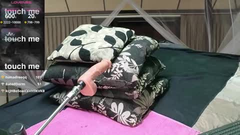 Snapshot of deeplyasian chatting on 03.09.25 Deeply Asian style... Nice to meet you thumb up me please help us. online show from 03.09.25