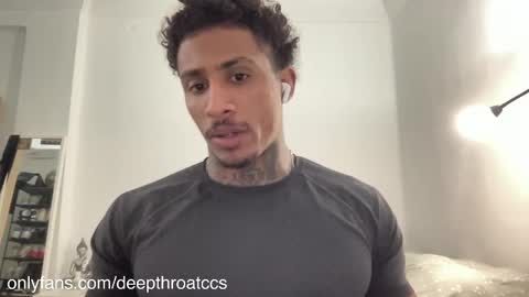 Snapshot of deepthroatfucker_ccs chatting on 12.22.24 deepthroatfucker_ccs online show from 12.22.24