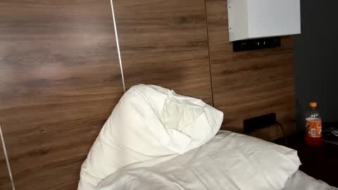 Snapshot of deepthroatqueen33 chatting on 01.16.26 deepthroatqueen33 online show from 01.16.26