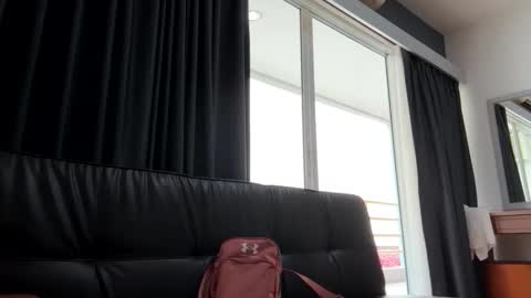 Snapshot of deepthroatqueen33 chatting on 02.13.26 deepthroatqueen33 online show from 02.13.26