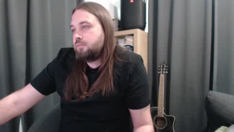 Snapshot of deghe chatting on 04.09.26 Tobi online show from 04.09.26