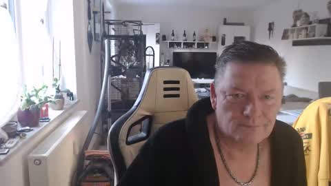 deinprinz2312 online show from 02.11.25