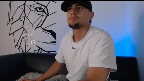 Snapshot of deivy_gram chatting on 03.03.25 DEIVY online show from 03.03.25