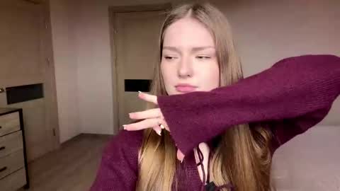 Mila online show from 04.08.26