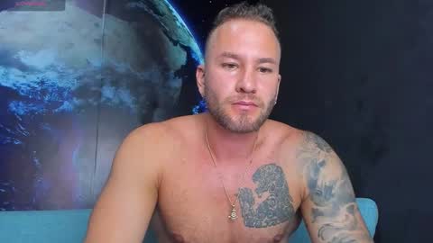 Snapshot of delessandro_world chatting on 02.06.26 Delessandro online show from 02.06.26