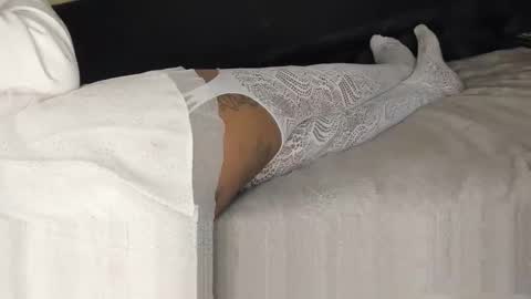 deli_la online show from 04.11.26