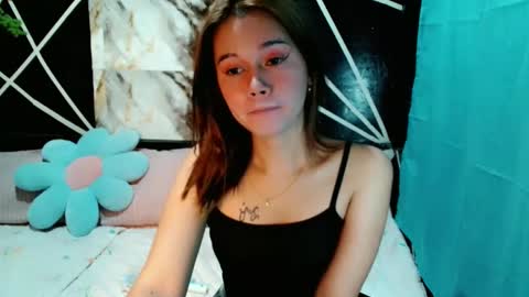 delicious_cum_girlxx online show from 12.17.25