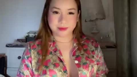 Snapshot of delicious_iya69 chatting on 09.26.25 iyalicious online show from 09.26.25