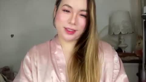 Snapshot of delicious_iya69 chatting on 11.10.25 iyalicious online show from 11.10.25