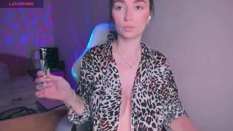 Mila online show from 01.14.26