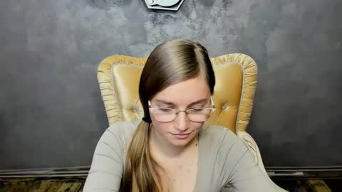 Kate online show from 01.12.25