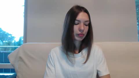 Aurora online show from 10.08.25