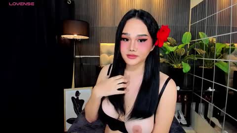 Tyra Colins online show from 09.23.25