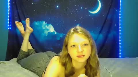 DelilaLove3412 online show from 12.20.24