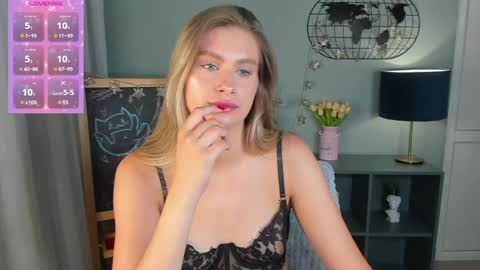 delinasis online show from 06.09.26