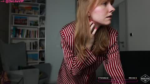 Snapshot of delitevip chatting on 12.09.24 DeLite Next stream on Wednesday or Thurdsay online show from 12.09.24