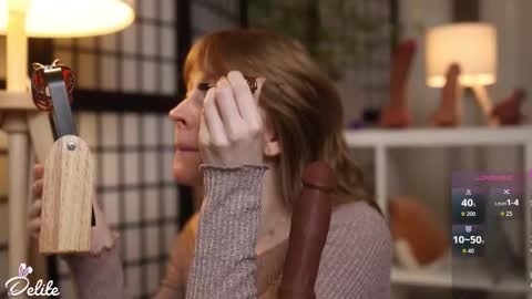 Snapshot of delitevip chatting on 10.02.25 DeLite Next stream on Wednesday or Thurdsay online show from 10.02.25