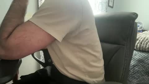 Snapshot of deliveryguy222 chatting on 02.25.26 deliveryguy222 online show from 02.25.26