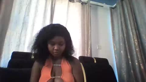 dellarine517299 online show from 01.15.26