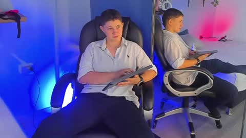 Deluca Vega online show from 06.19.26