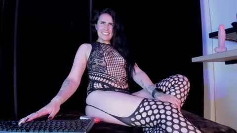 DEMI MOORE online show from 03.11.25