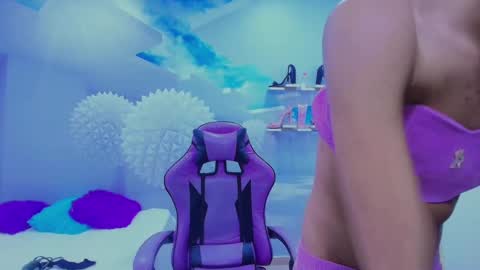 DEMI online show from 11.19.25