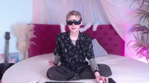 demianenglen online show from 09.21.25